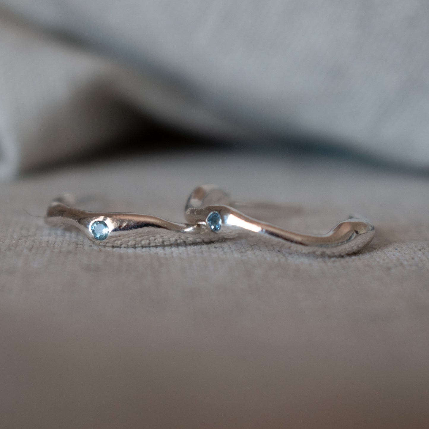 AROS ORGANICOS Y PIEDRA DE NACIMIENTO