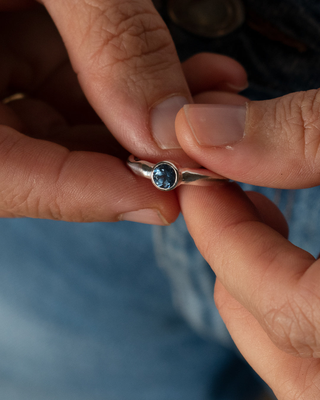 ANILLO DUNA ZAFIRO AUSTRALIANO