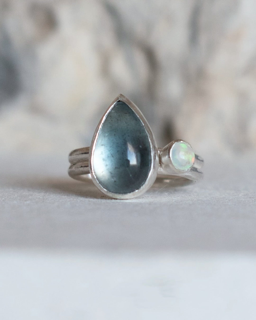 ANILLO AGUAMARINA Y ÓPALO