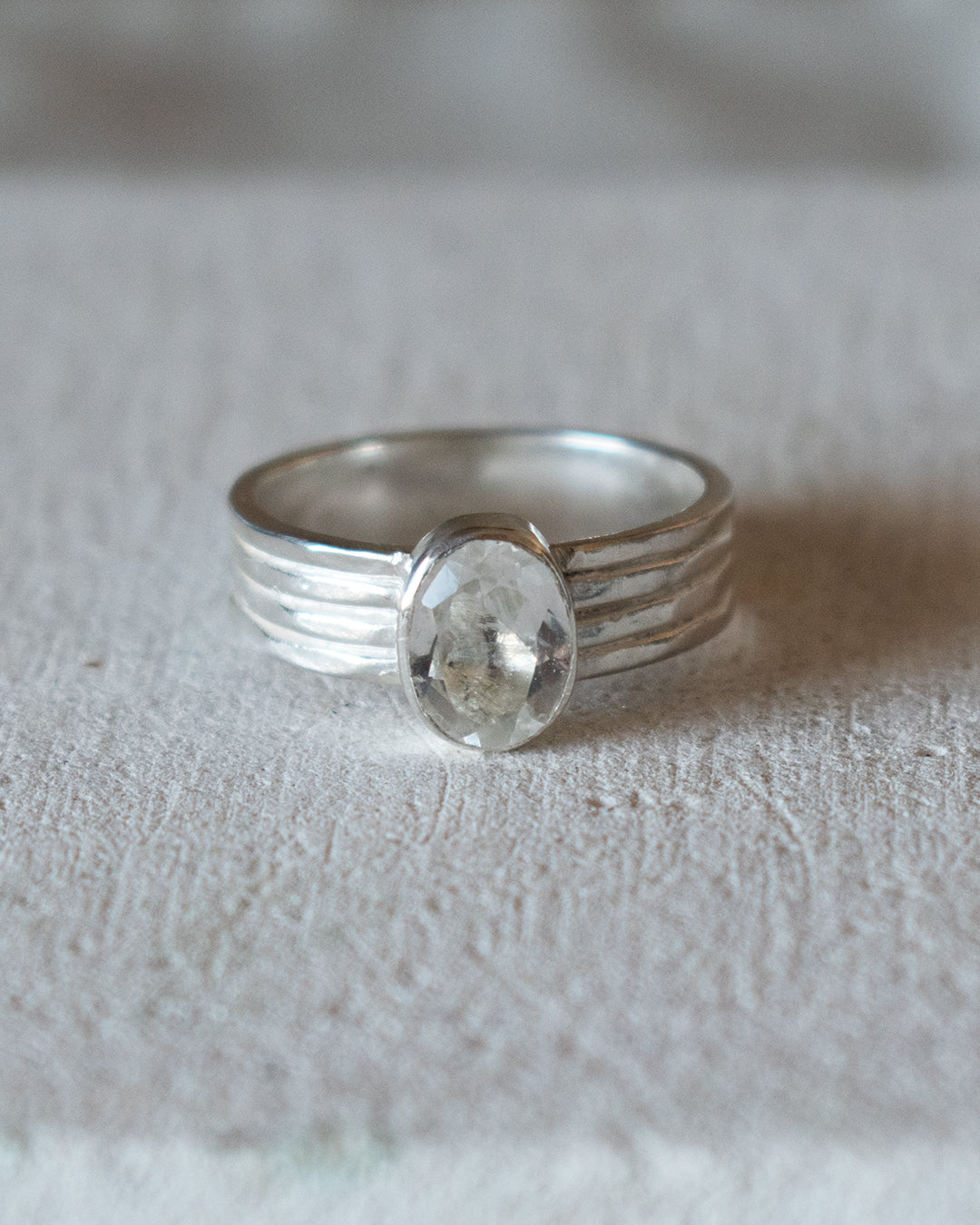 ANILLO MAR TOPACIO BLANCO