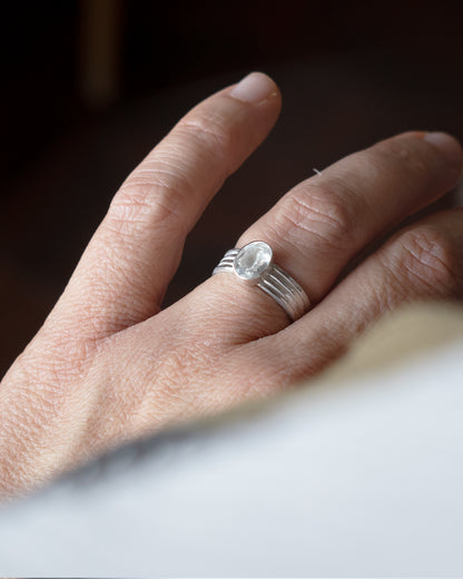 ANILLO MAR TOPACIO BLANCO