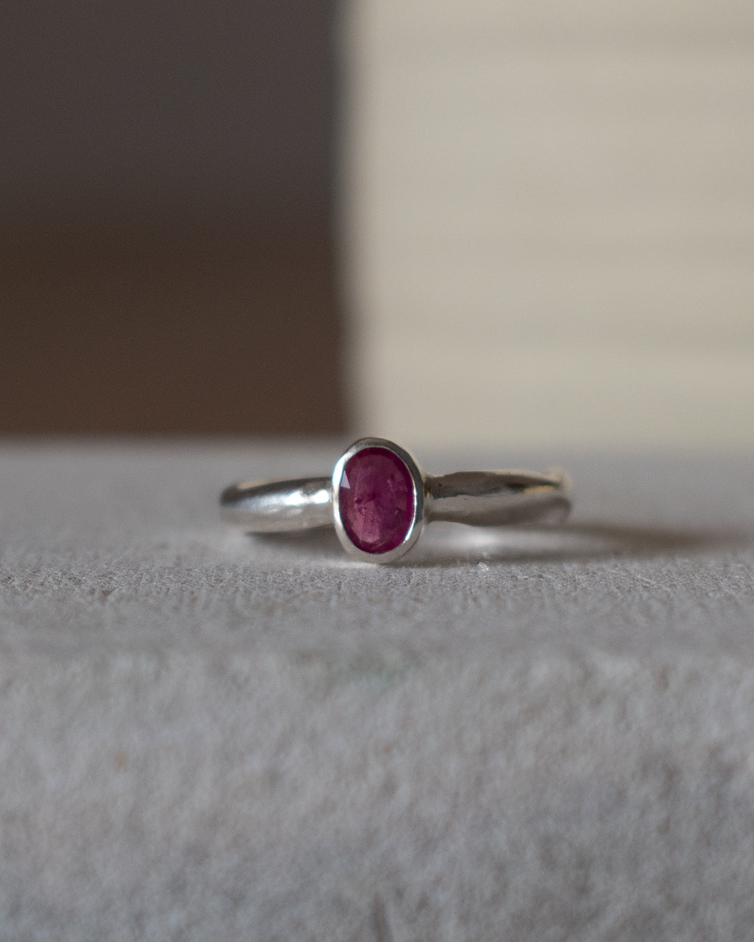 ANILLO DUNA RUBÍ OVAL