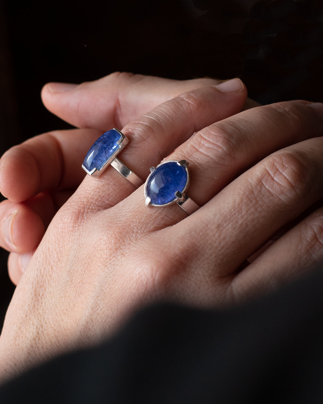 ANILLO TANZANITA OVALADA