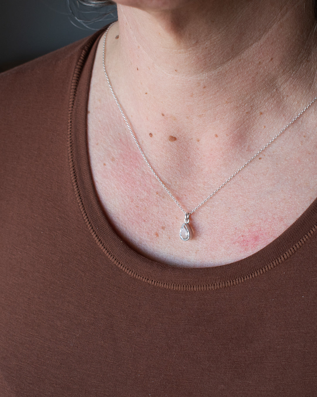 COLLAR TOPACIO BLANCO