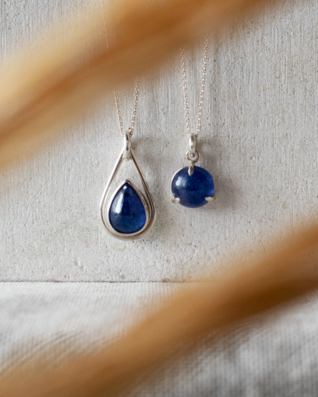 COLLAR DE TANZANITA REDONDA