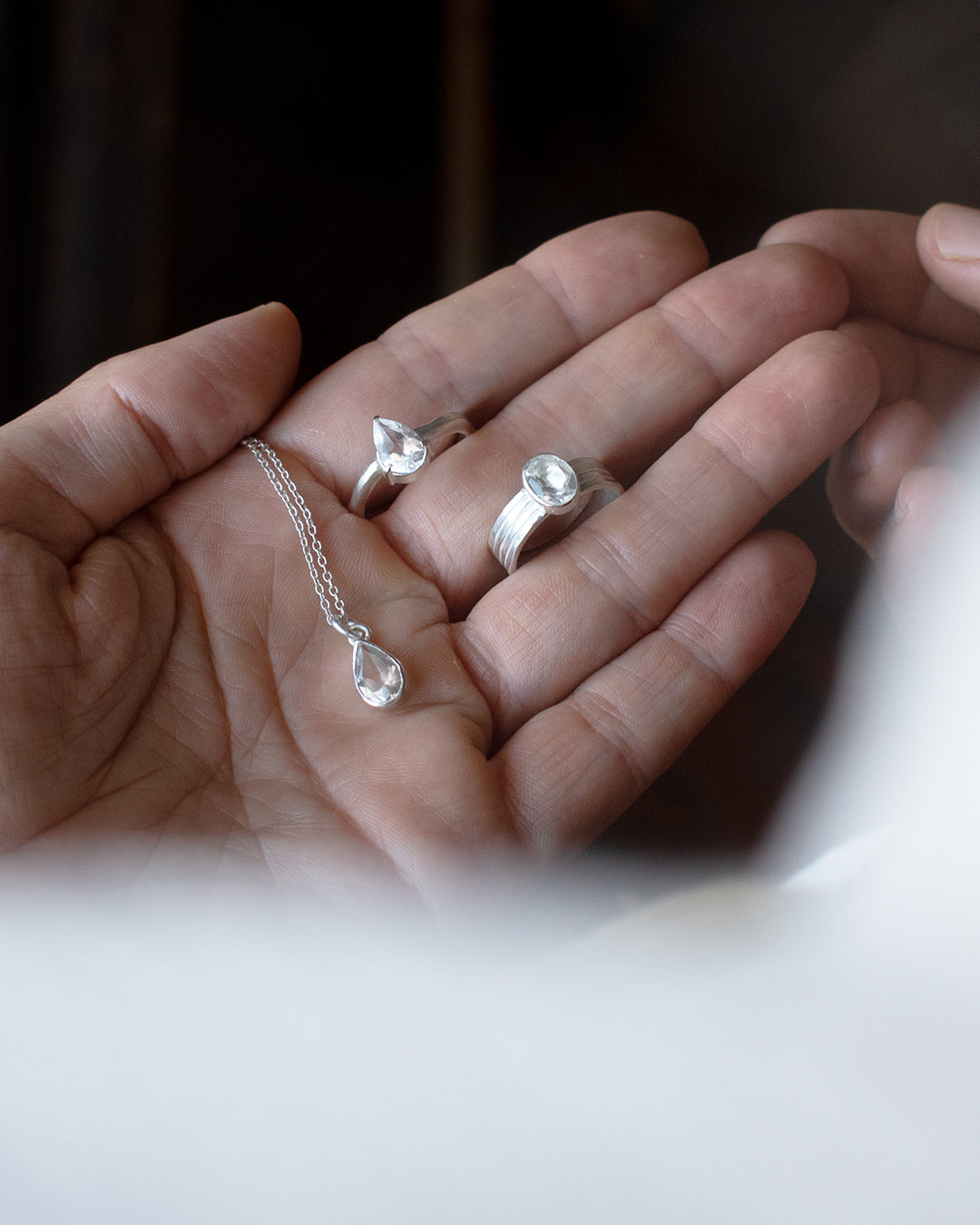 ANILLO MAR TOPACIO BLANCO