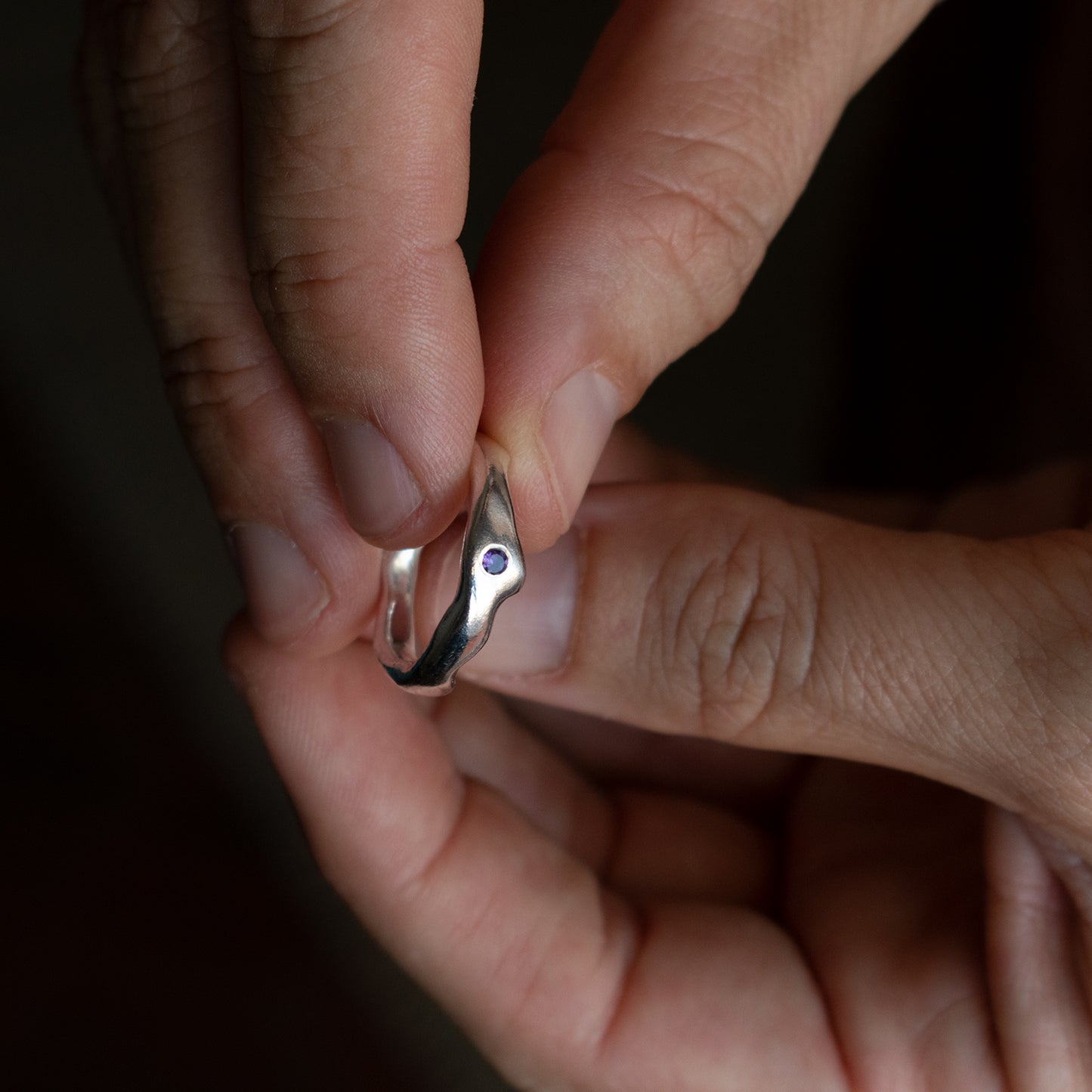 ANILLO ORGÁNICO Y PIEDRA DE NACIMIENTO