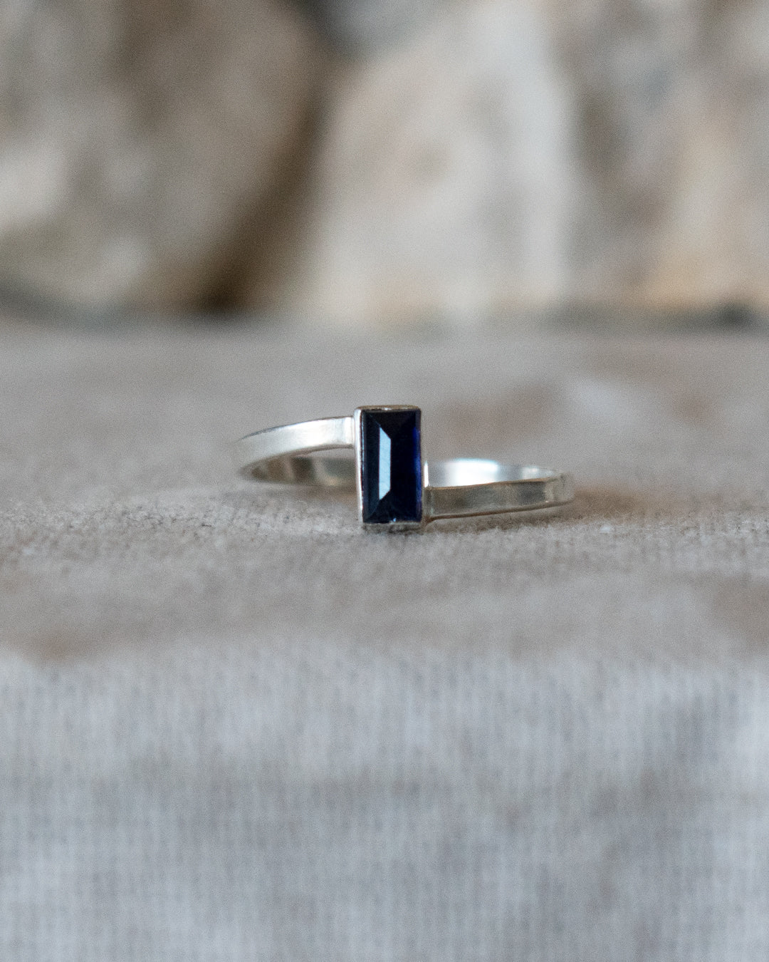 ANILLO ZAFIRO AZUL