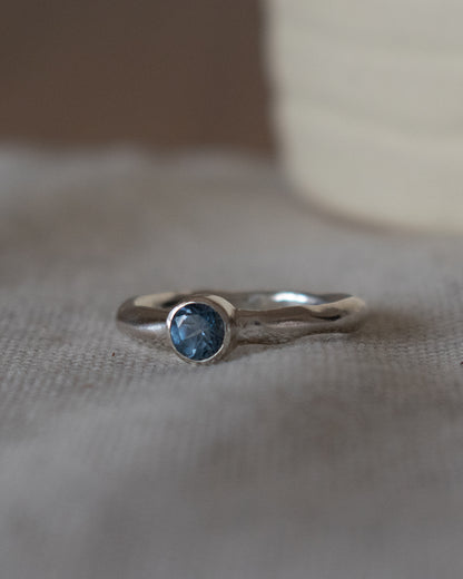ANILLO DUNA ZAFIRO AUSTRALIANO